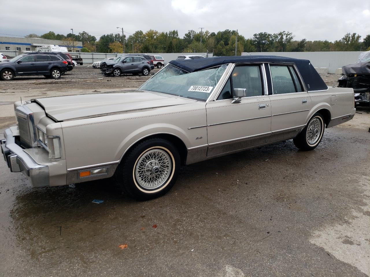 LINCOLN TOWN CAR 1988 1lnbm82f9jy809878