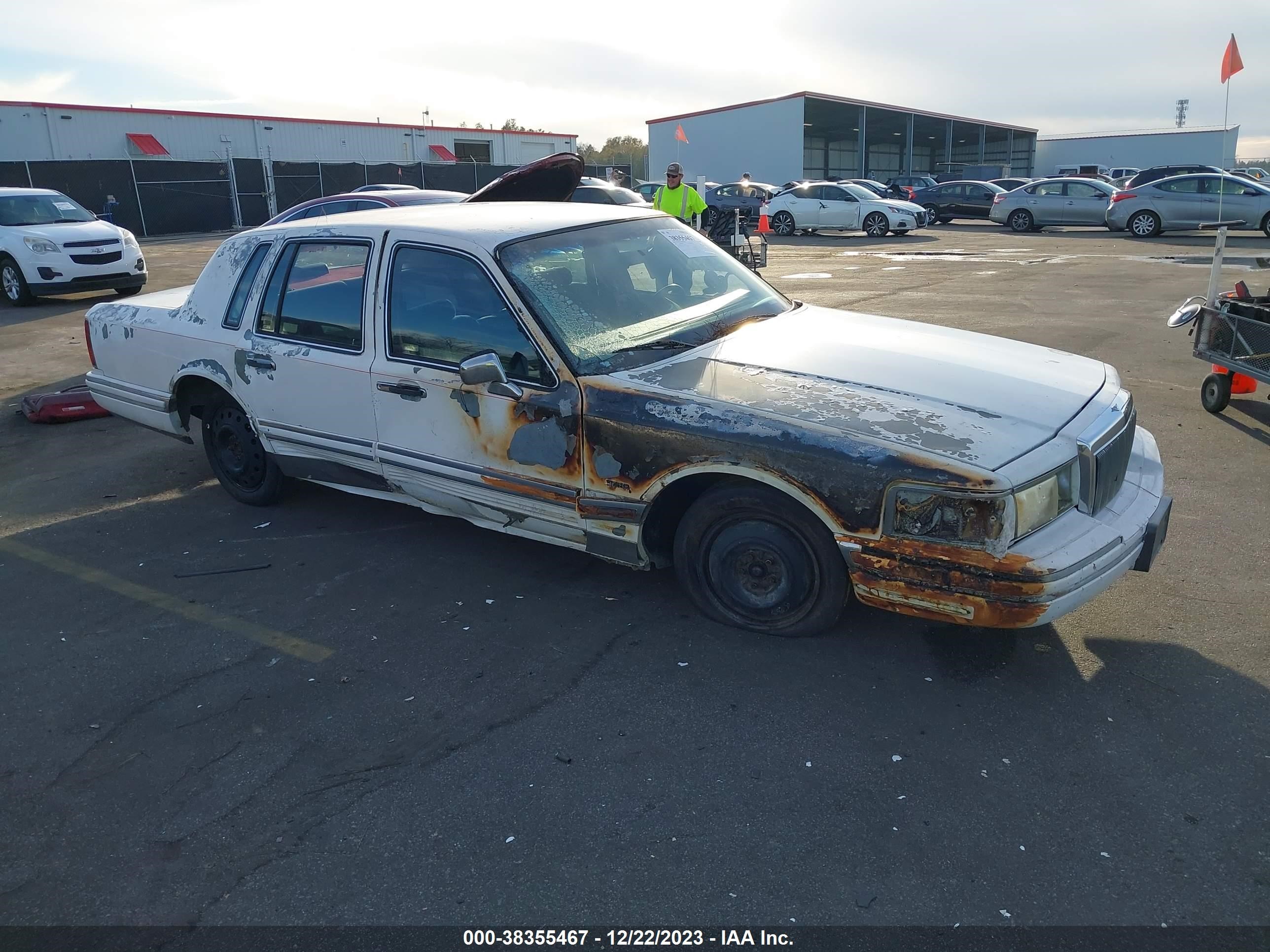 LINCOLN TOWN CAR 1991 1lncm81w0my720999