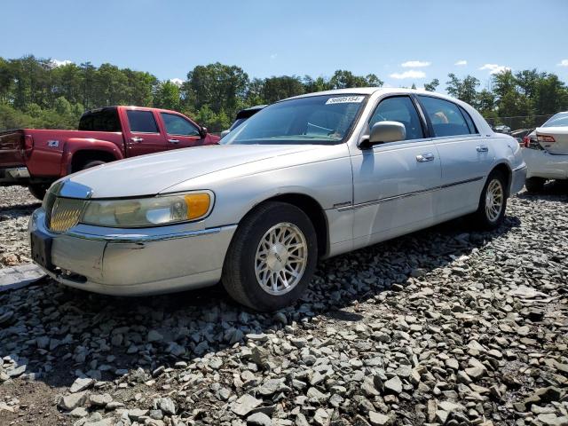 LINCOLN TOWNCAR 1998 1lnfm82w8wy659352