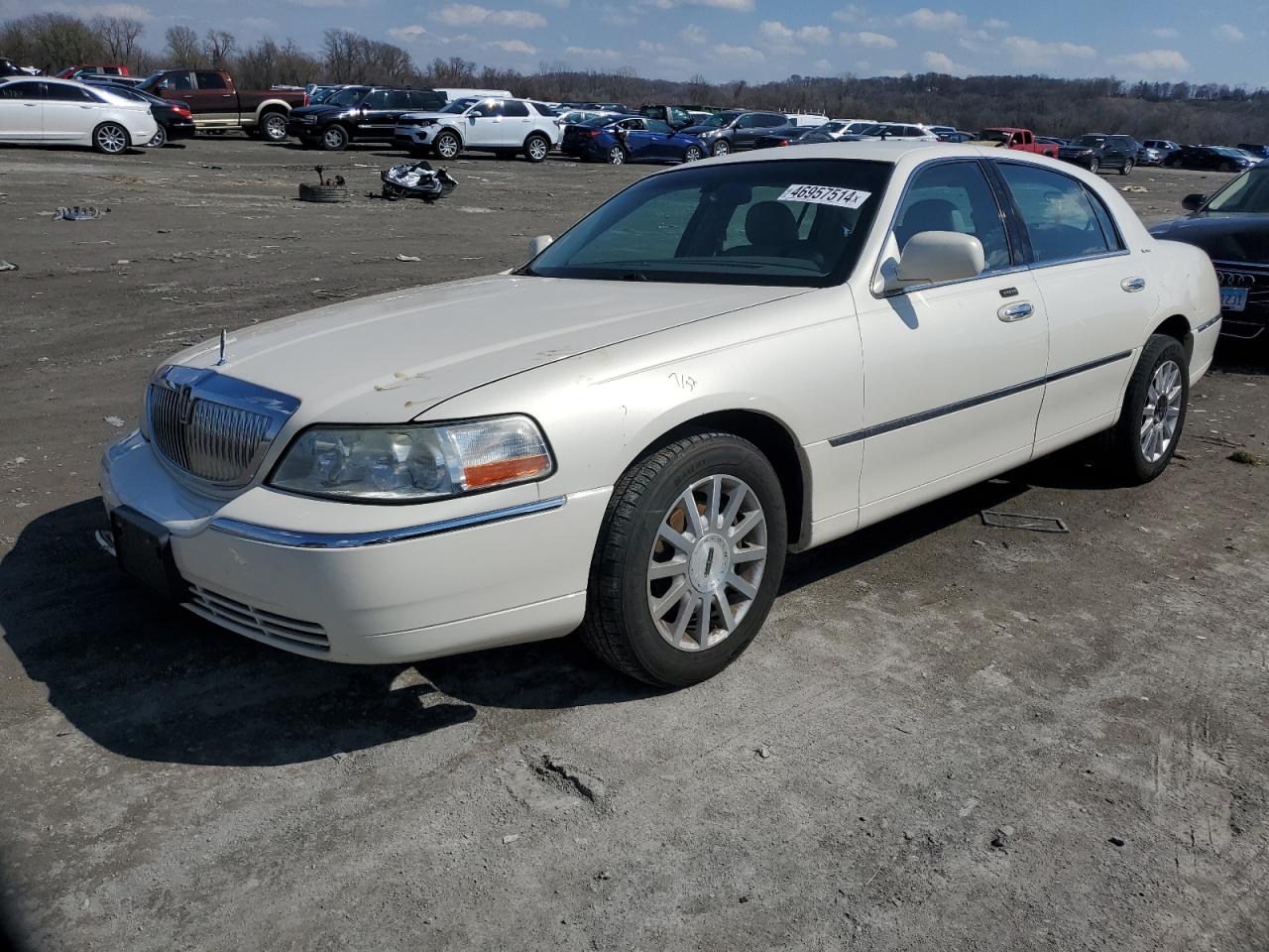 LINCOLN TOWN CAR 2007 1lnhm81v87y622403