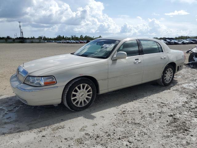 LINCOLN TOWN CAR S 2007 1lnhm81vx7y618465