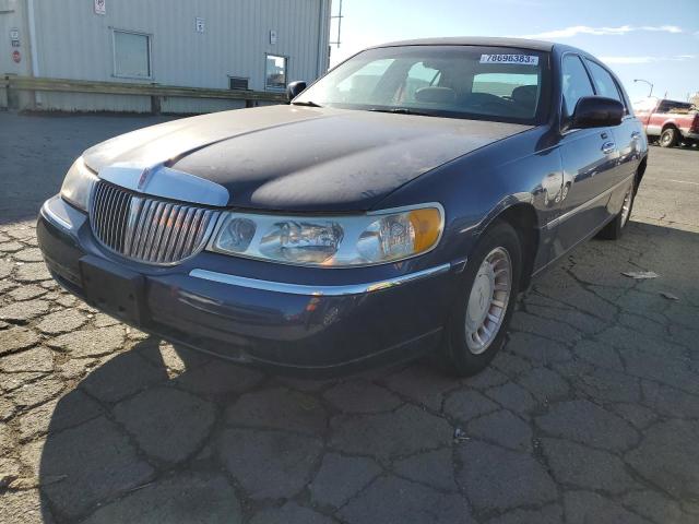 LINCOLN TOWNCAR 2002 1lnhm81w12y608960