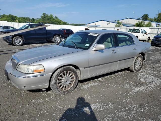 LINCOLN TOWN CAR E 2003 1lnhm81w13y656038