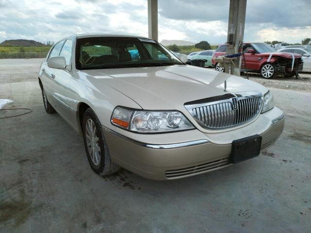 LINCOLN TOWN CAR S 2007 1lnhm81w17y605385