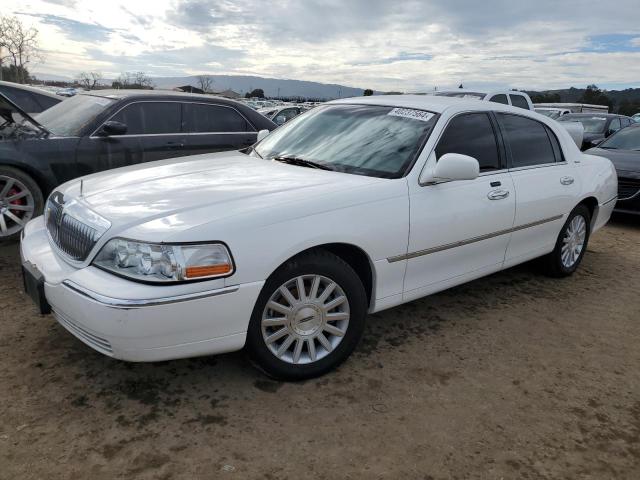 LINCOLN TOWNCAR 2004 1lnhm81w24y677238