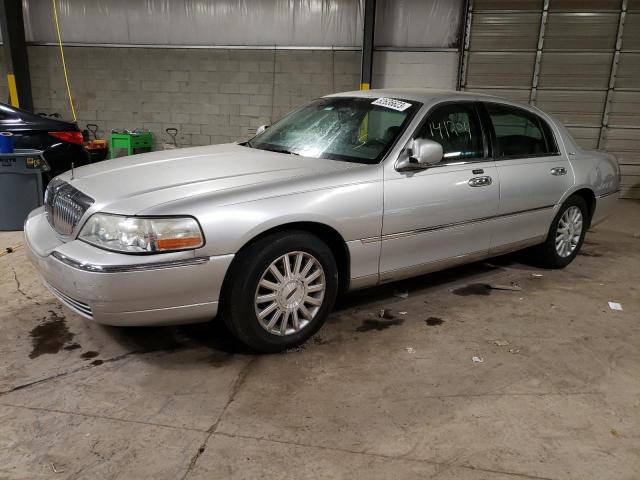 LINCOLN TOWN CAR E 2004 1lnhm81w34y619395