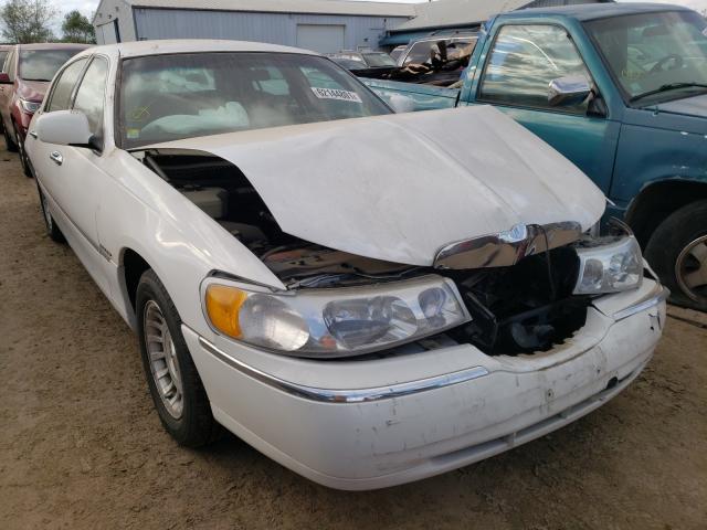 LINCOLN TOWN CAR E 1999 1lnhm81w3xy694182