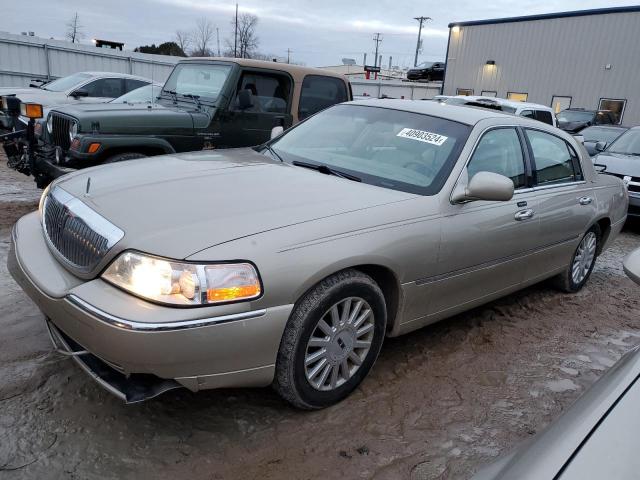 LINCOLN TOWNCAR 2005 1lnhm81w45y651693