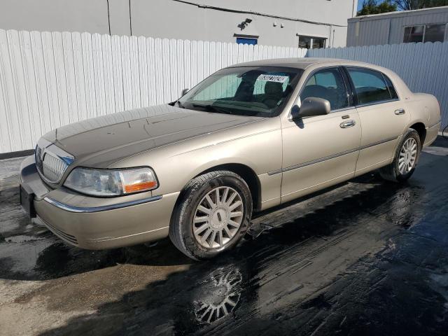 LINCOLN TOWN CAR S 2005 1lnhm81w45y658515