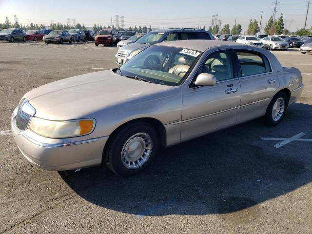 LINCOLN TOWN CAR E 2001 1lnhm81w51y684700