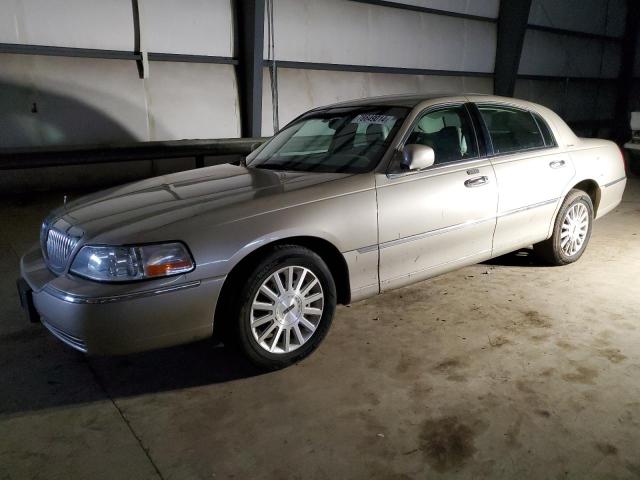 LINCOLN TOWN CAR E 2004 1lnhm81w54y677122