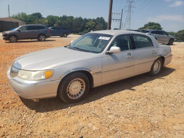 LINCOLN TOWN CAR E 2001 1lnhm81w61y672605