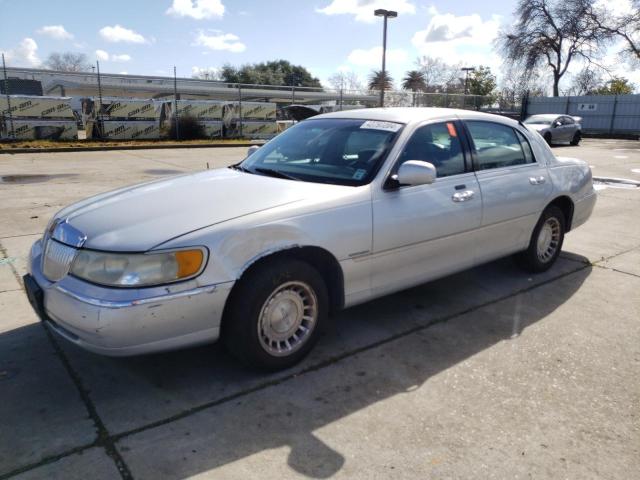 LINCOLN TOWNCAR 2001 1lnhm81w61y673074