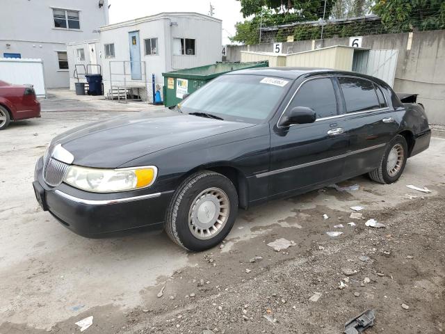 LINCOLN TOWN CAR E 2000 1lnhm81w7yy838446