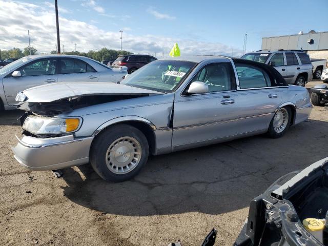 LINCOLN TOWN CAR E 2001 1lnhm81w81y739155