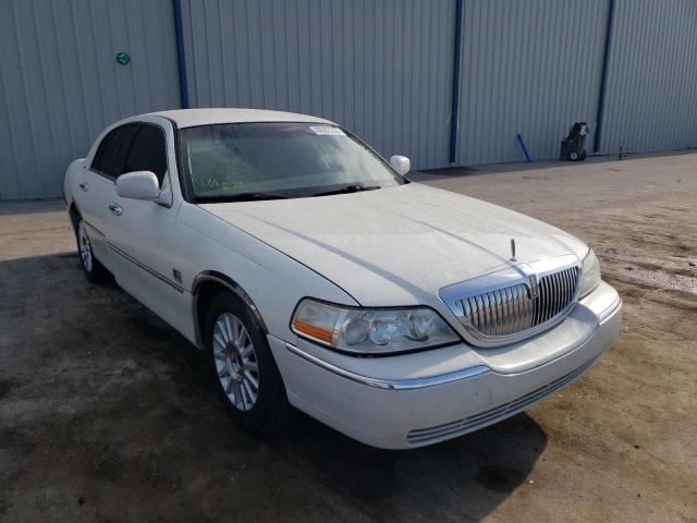 LINCOLN TOWN CAR E 2003 1lnhm81w83y653945