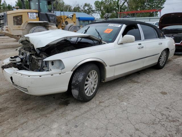 LINCOLN TOWNCAR 2003 1lnhm81wx3y680077