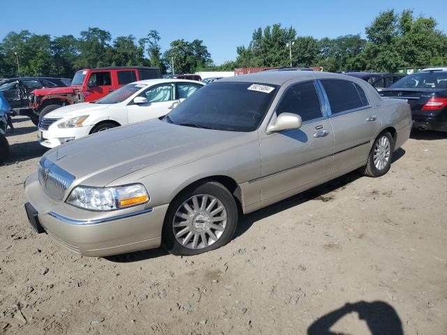 LINCOLN TOWN CAR E 2004 1lnhm81wx4y634797