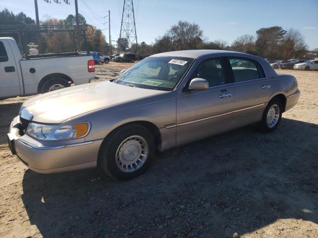 LINCOLN TOWN CAR E 2000 1lnhm81wxyy784558