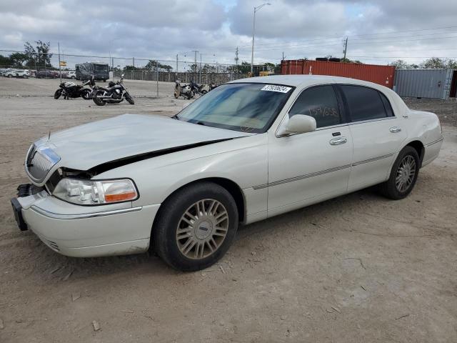 LINCOLN TOWNCAR 2006 1lnhm82v16y616052