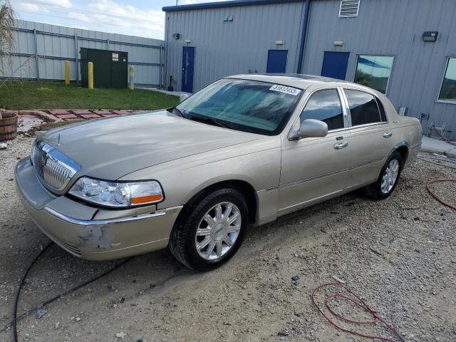 LINCOLN TOWNCAR 2007 1lnhm82v27y603134