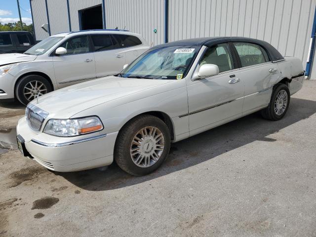 LINCOLN TOWNCAR 2007 1lnhm82v47y608920