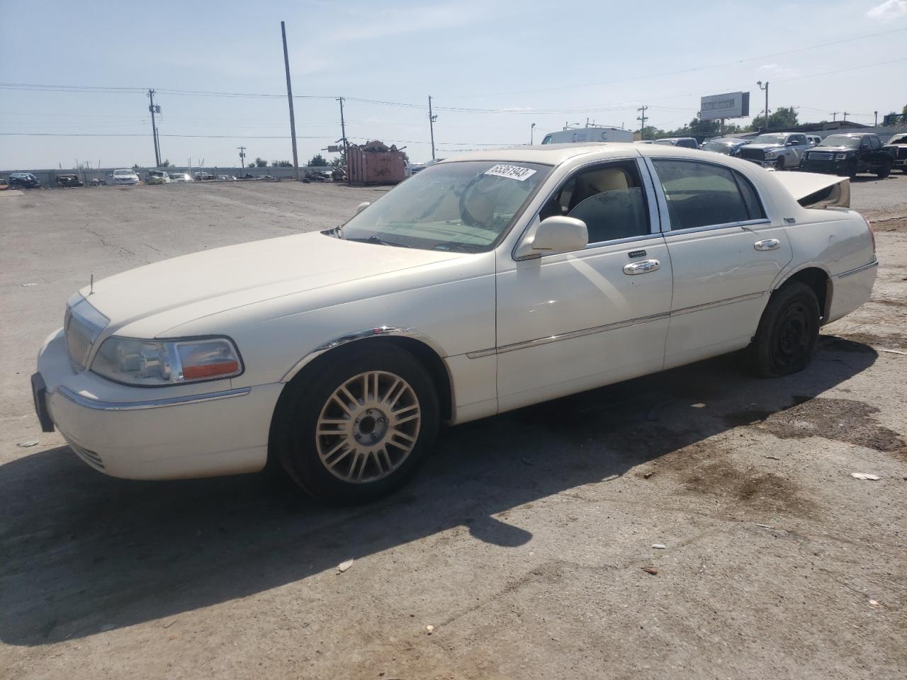 LINCOLN TOWN CAR 2007 1lnhm82v97y625857