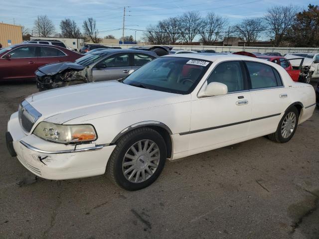 LINCOLN TOWNCAR 2003 1lnhm82w03y607878