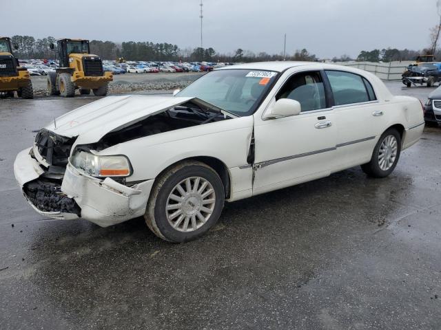 LINCOLN TOWN CAR S 2003 1lnhm82w03y661505