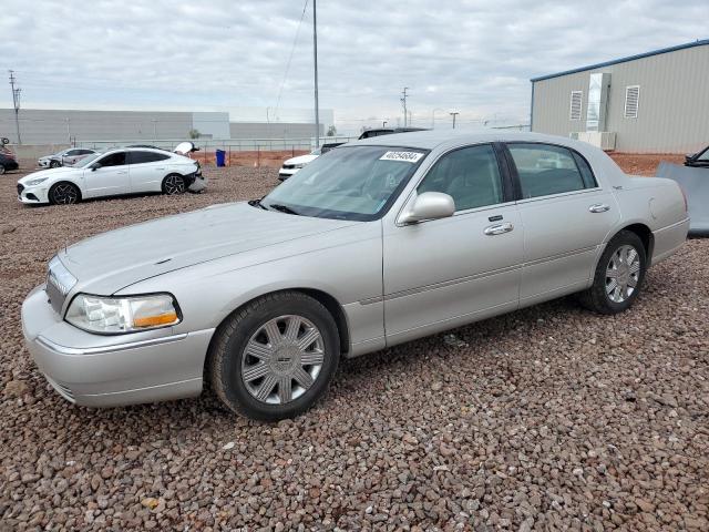 LINCOLN TOWNCAR 2005 1lnhm82w15y671432