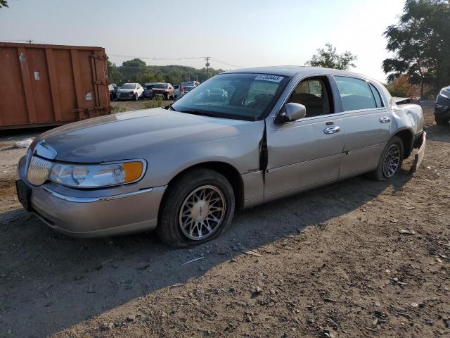 LINCOLN TOWN CAR S 2001 1lnhm82w21y612691