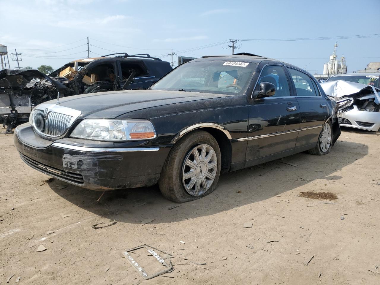 LINCOLN TOWN CAR 2006 1lnhm82w26y601357