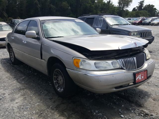 LINCOLN TOWN CAR S 1999 1lnhm82w3xy654697