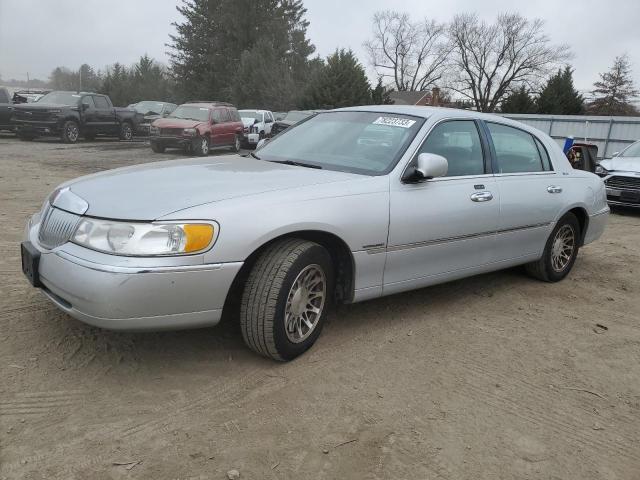 LINCOLN TOWNCAR 2000 1lnhm82w3yy940051