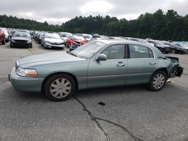 LINCOLN TOWN CAR 2005 1lnhm82w45y670159