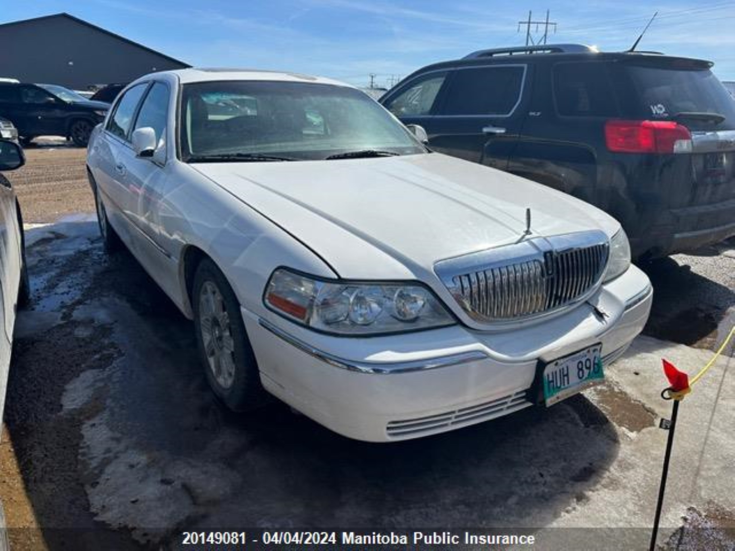 LINCOLN TOWN CAR 2007 1lnhm82w47y618095