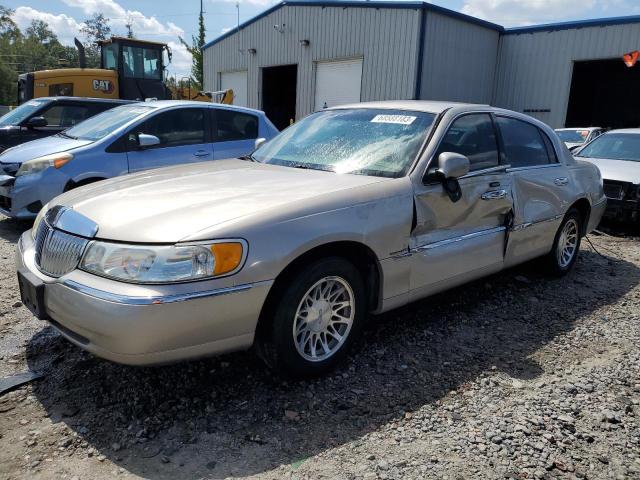 LINCOLN TOWN CAR S 2002 1lnhm82w52y671719