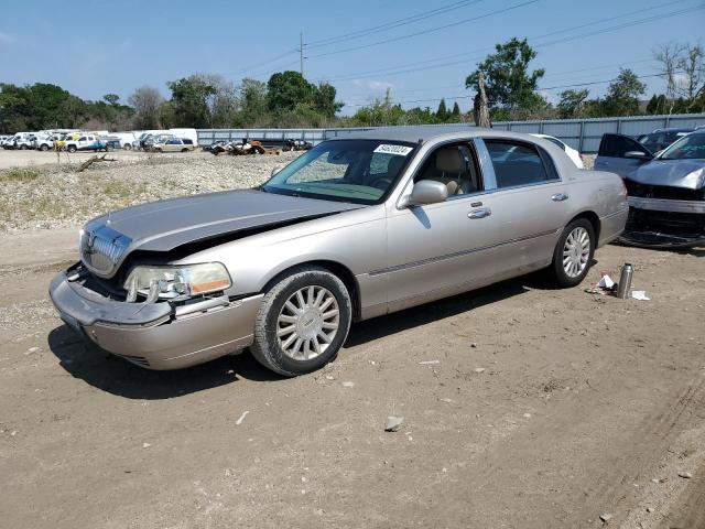 LINCOLN TOWNCAR 2003 1lnhm82w53y626717