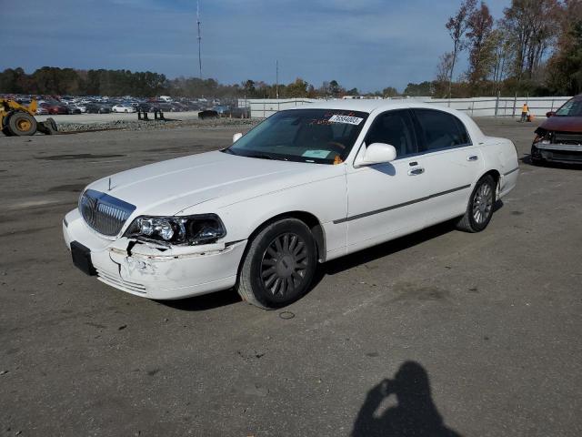 LINCOLN TOWNCAR 2003 1lnhm82w53y661497