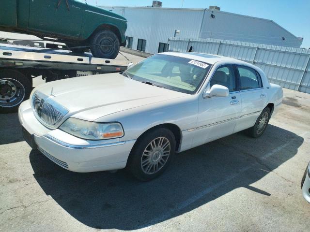 LINCOLN TOWN CAR-V 2007 1lnhm82w57y637402