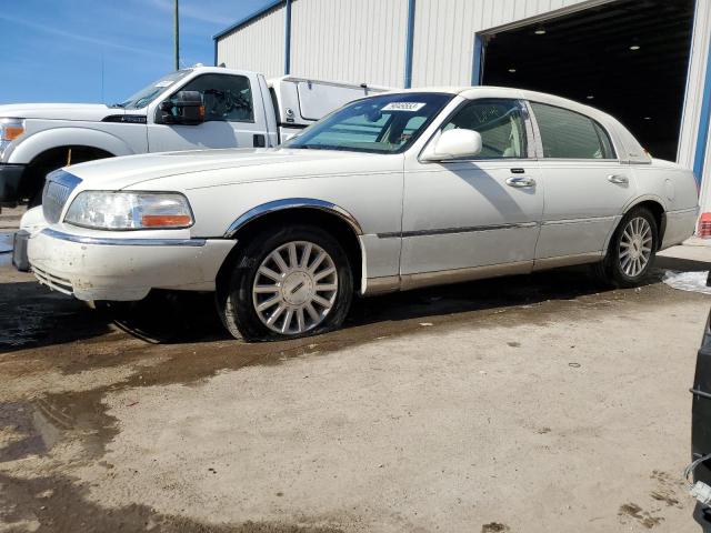 LINCOLN TOWNCAR 2003 1lnhm82w63y694413