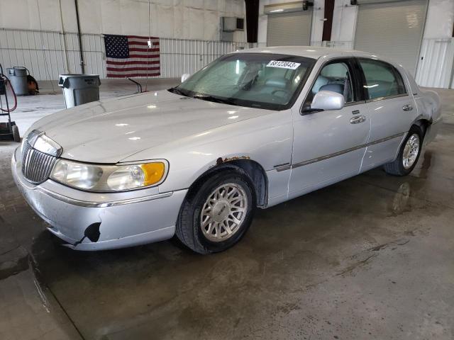 LINCOLN TOWN CAR S 1999 1lnhm82w6xy699844