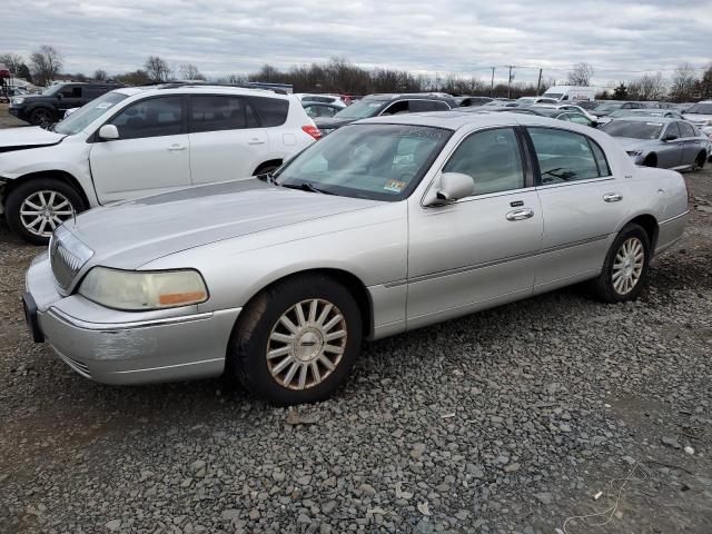 LINCOLN TOWNCAR 2003 1lnhm82w83y653832