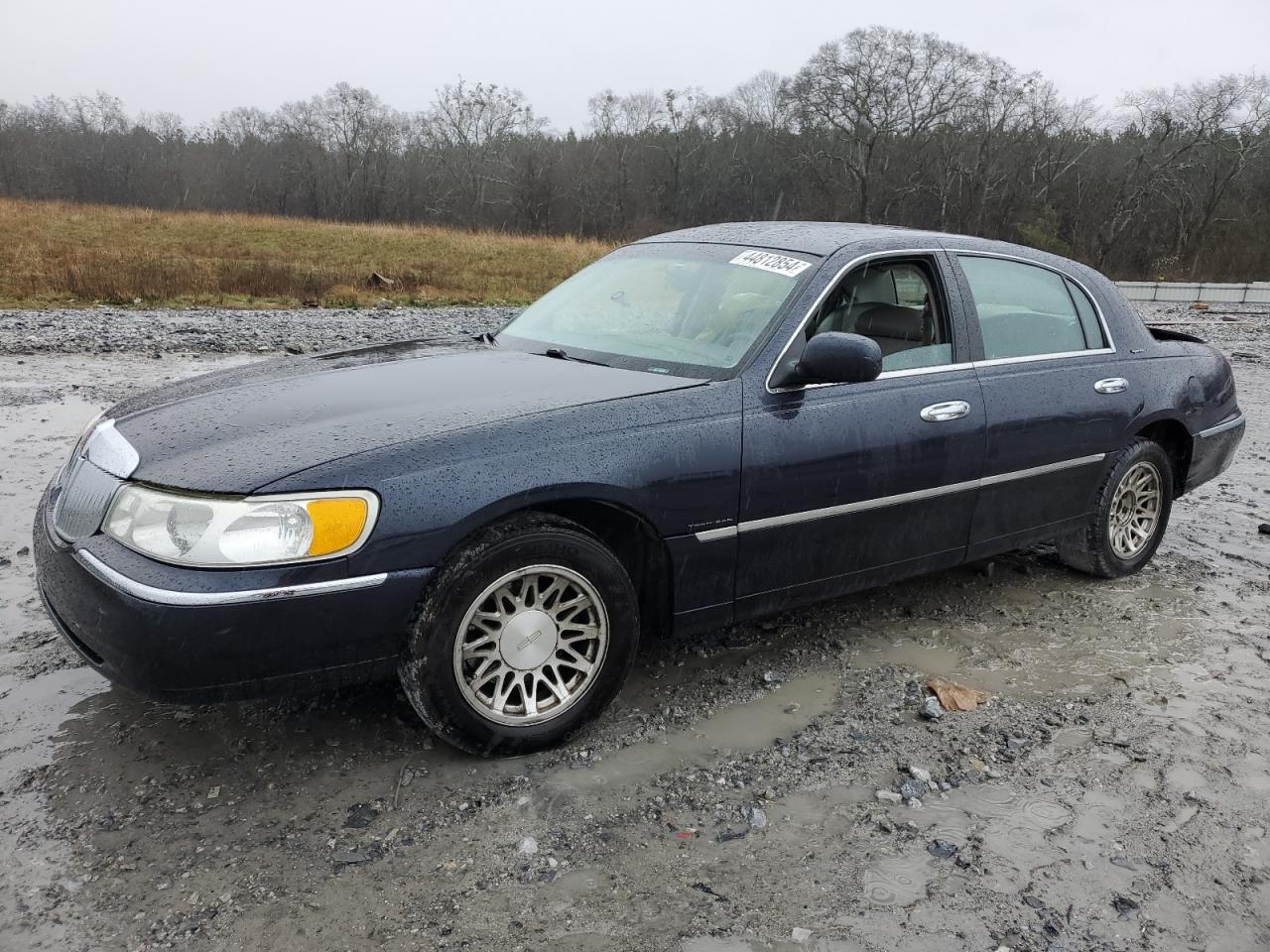 LINCOLN TOWN CAR 1999 1lnhm82w8xy622716