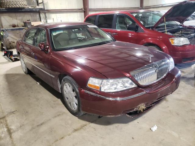 LINCOLN TOWN CAR U 2004 1lnhm83w24y627291