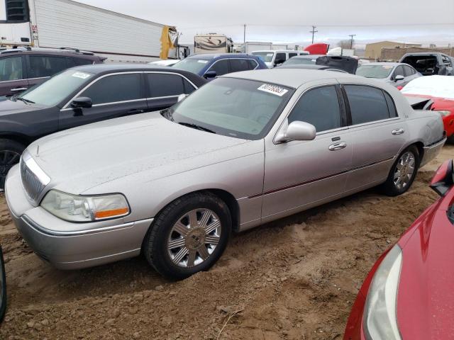 LINCOLN TOWNCAR 2003 1lnhm83w33y601863