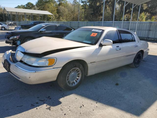 LINCOLN TOWNCAR 2001 1lnhm83w41y703802