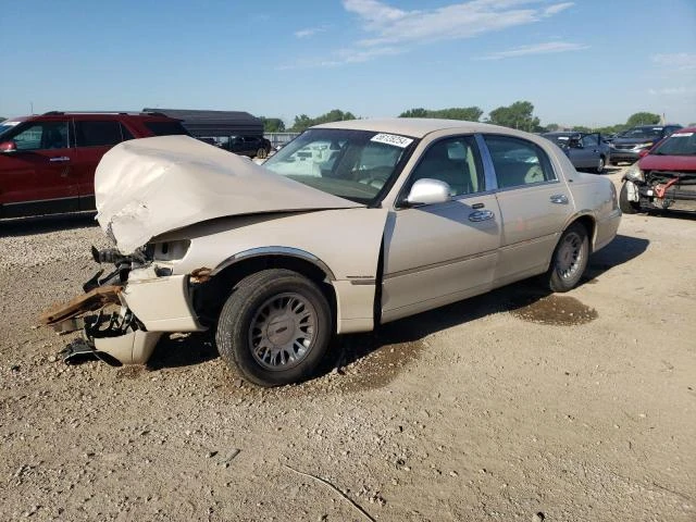 LINCOLN TOWN CAR C 2001 1lnhm83w51y611064