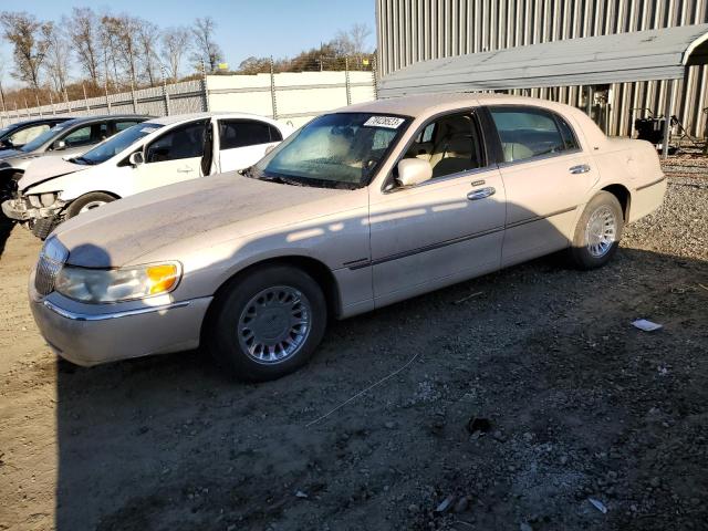 LINCOLN TOWNCAR 2001 1lnhm83w51y732564