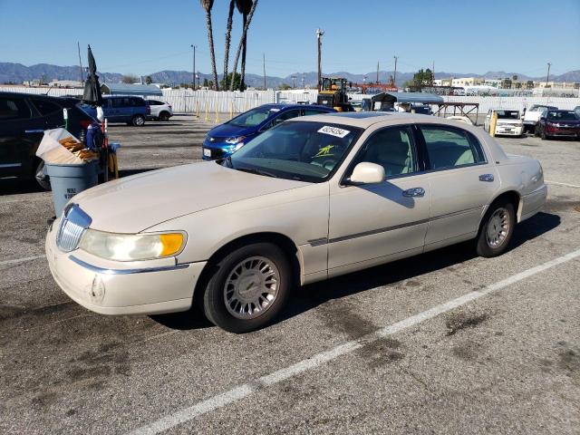 LINCOLN TOWNCAR 1999 1lnhm83w6xy614113